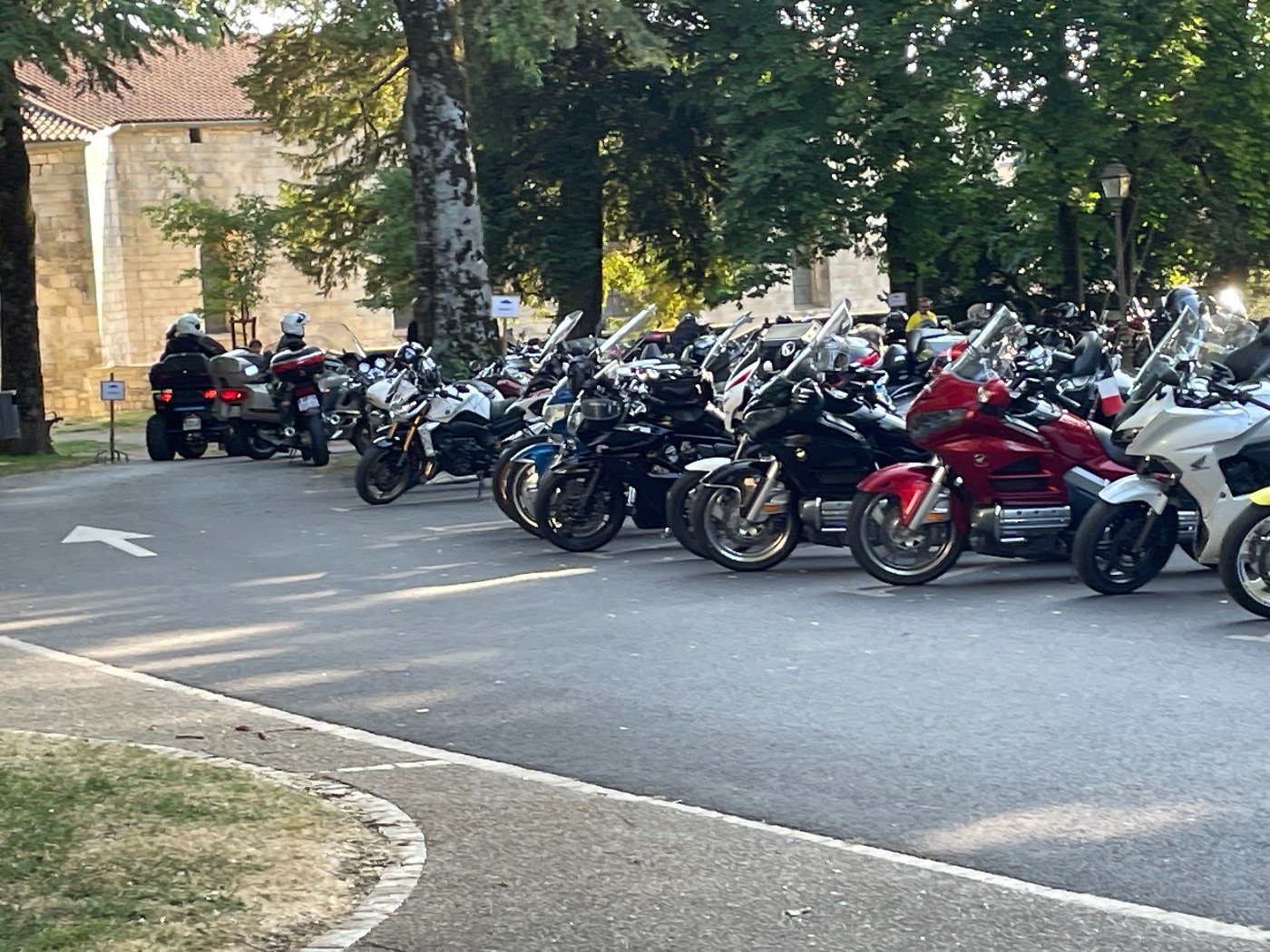 Rando Motos "Pour Louis et Toi"